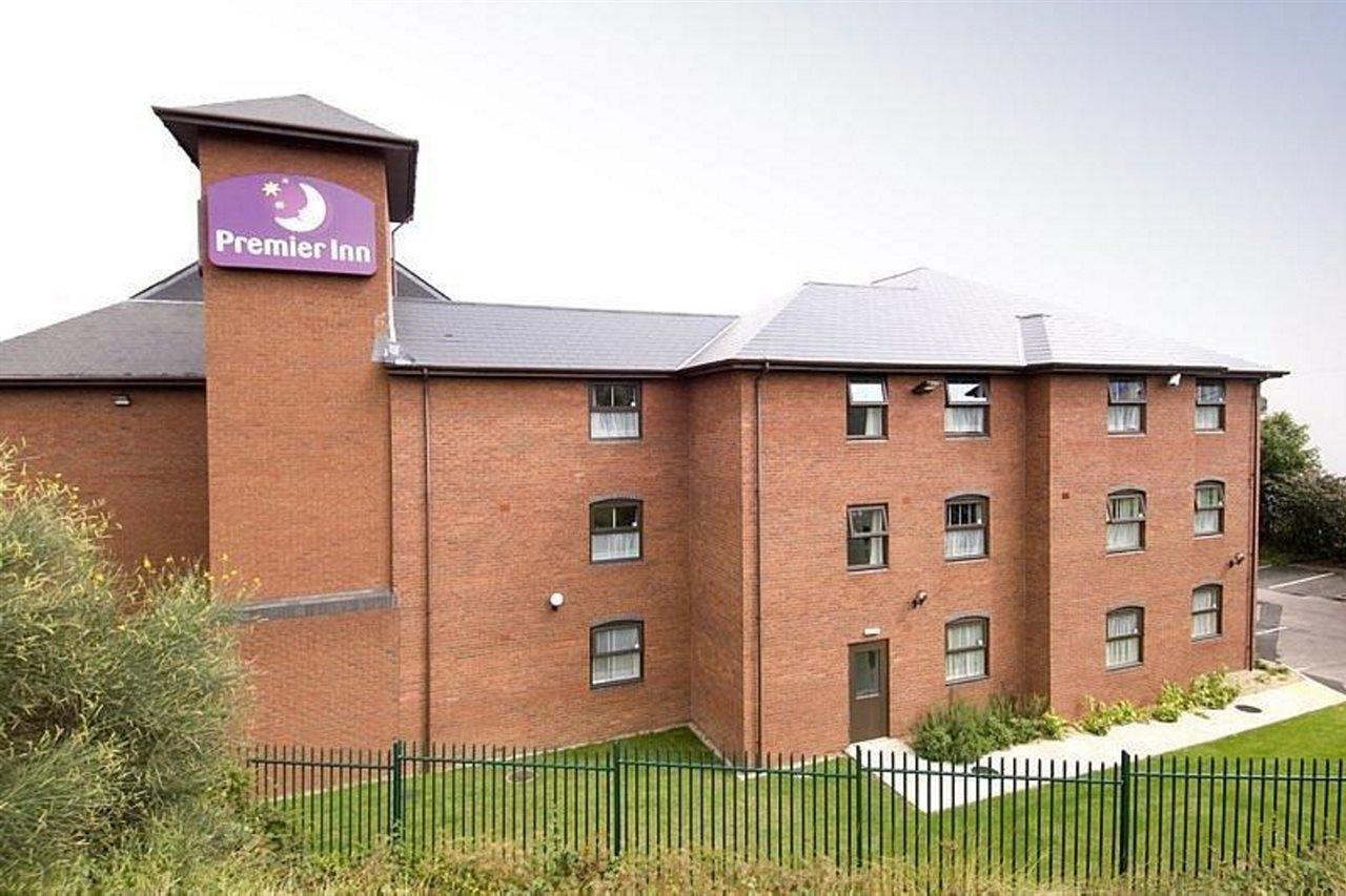 Premier Inn Birmingham City - Aston Exterior foto